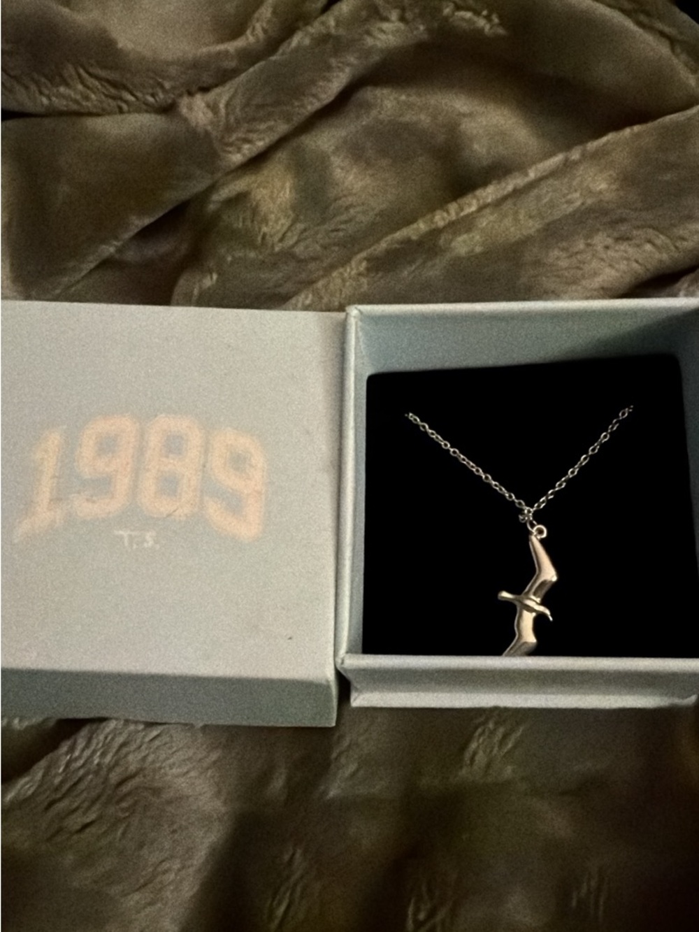 Taylor Swift 1989 TV era bundle! NWT